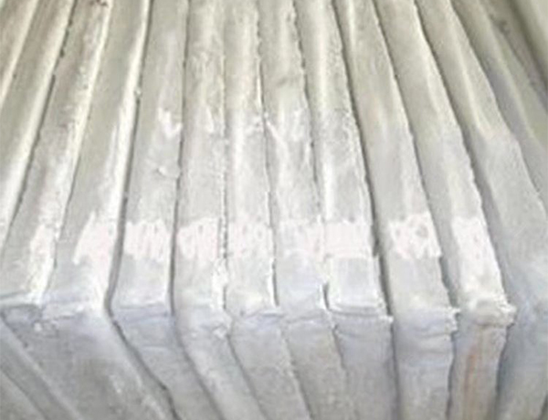 複合(he)氧化鋁保(bǎo)溫闆